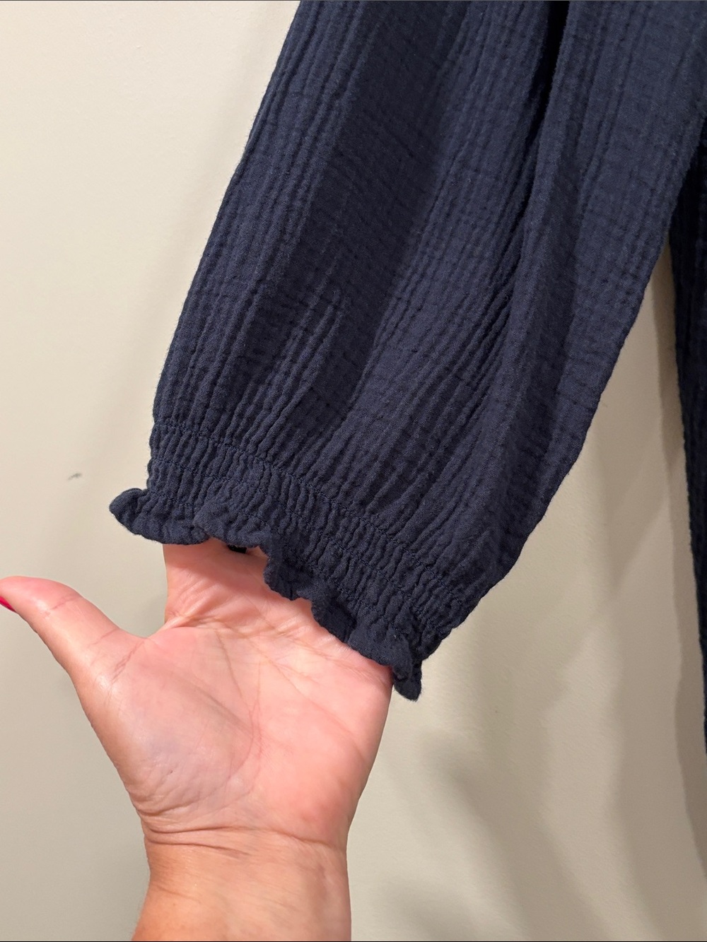 J. Jill Navy Cotton Gauze 2-Button Popover Henley Top with 3/4 Sleeves - Picture 4 of 8